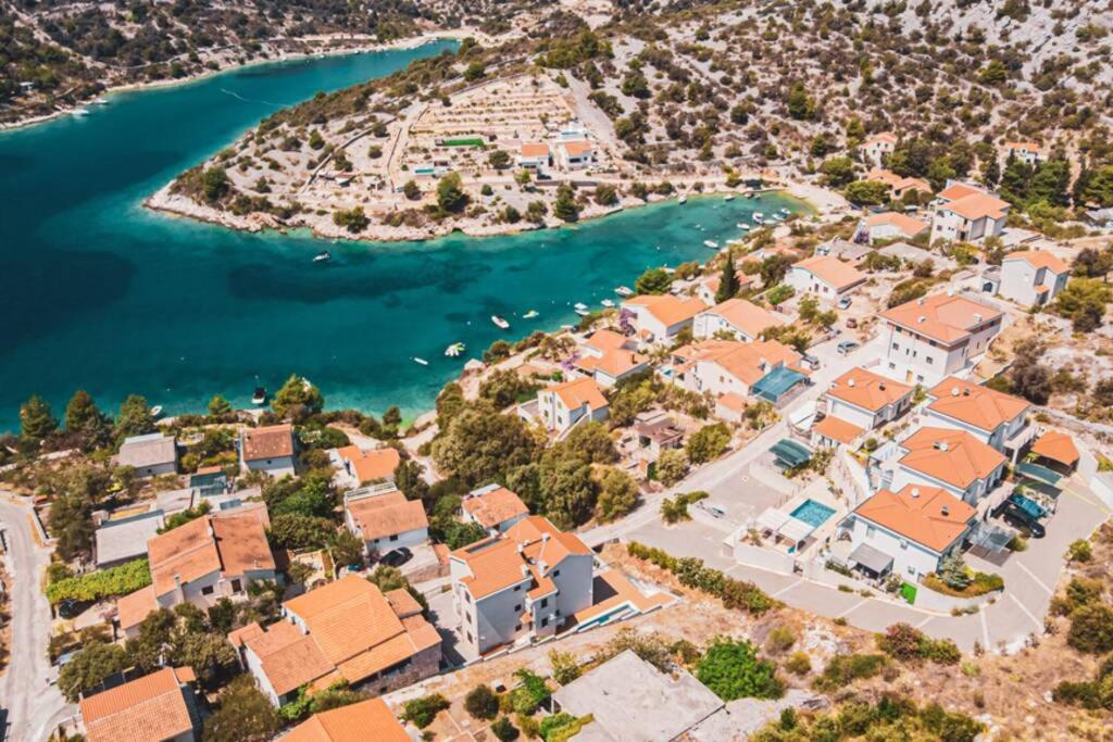 One Bedroom Apartment With Terrace And Seaview - B Sevid Esterno foto