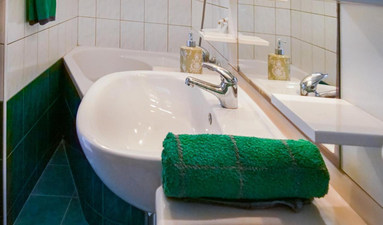 One Bedroom Apartment With Terrace And Seaview - B Sevid Esterno foto